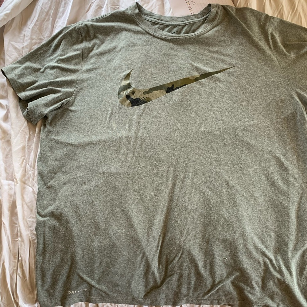 Nike Tee